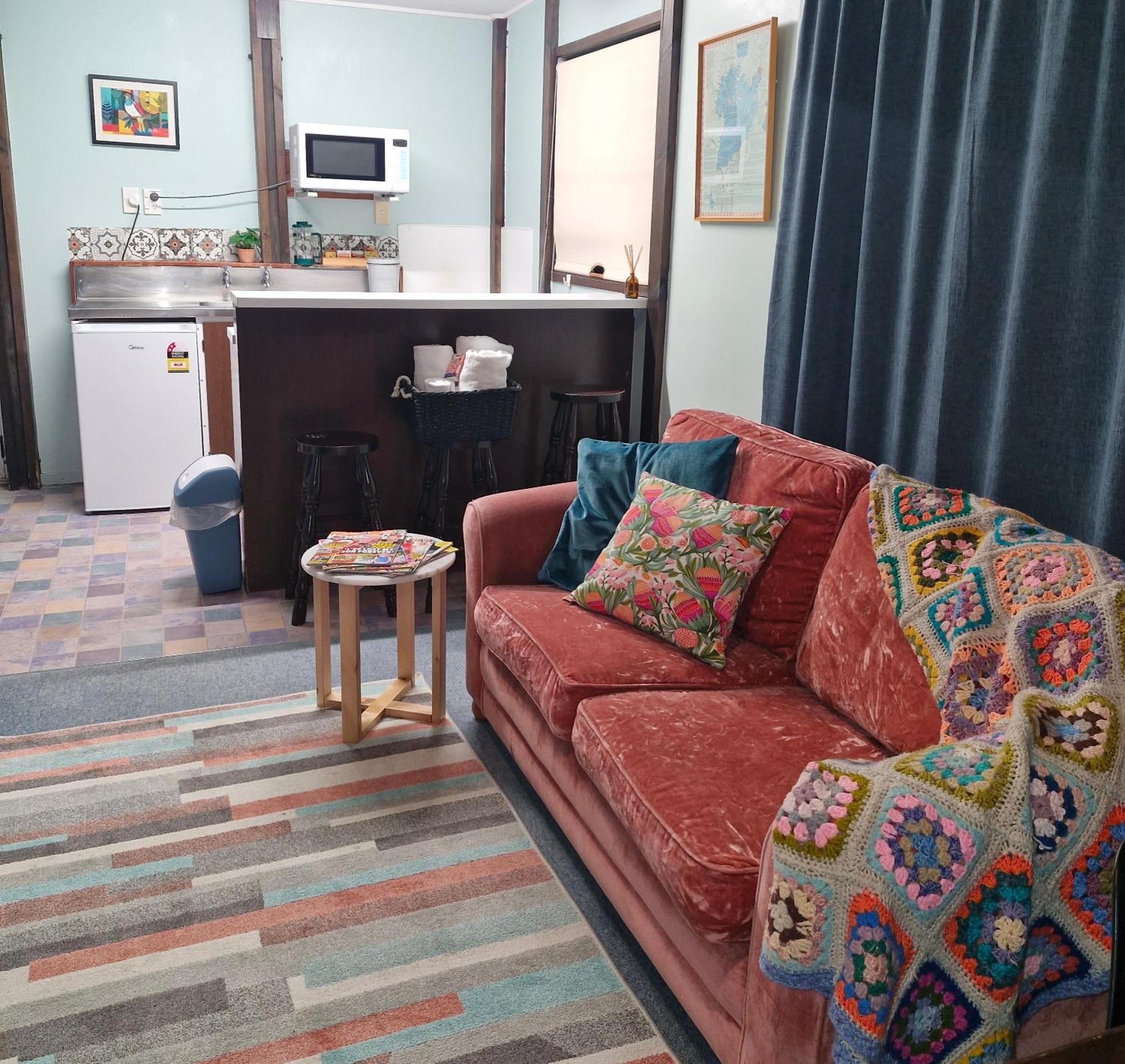 Tokaanu Lodge Motel Turangi Ngoại thất bức ảnh