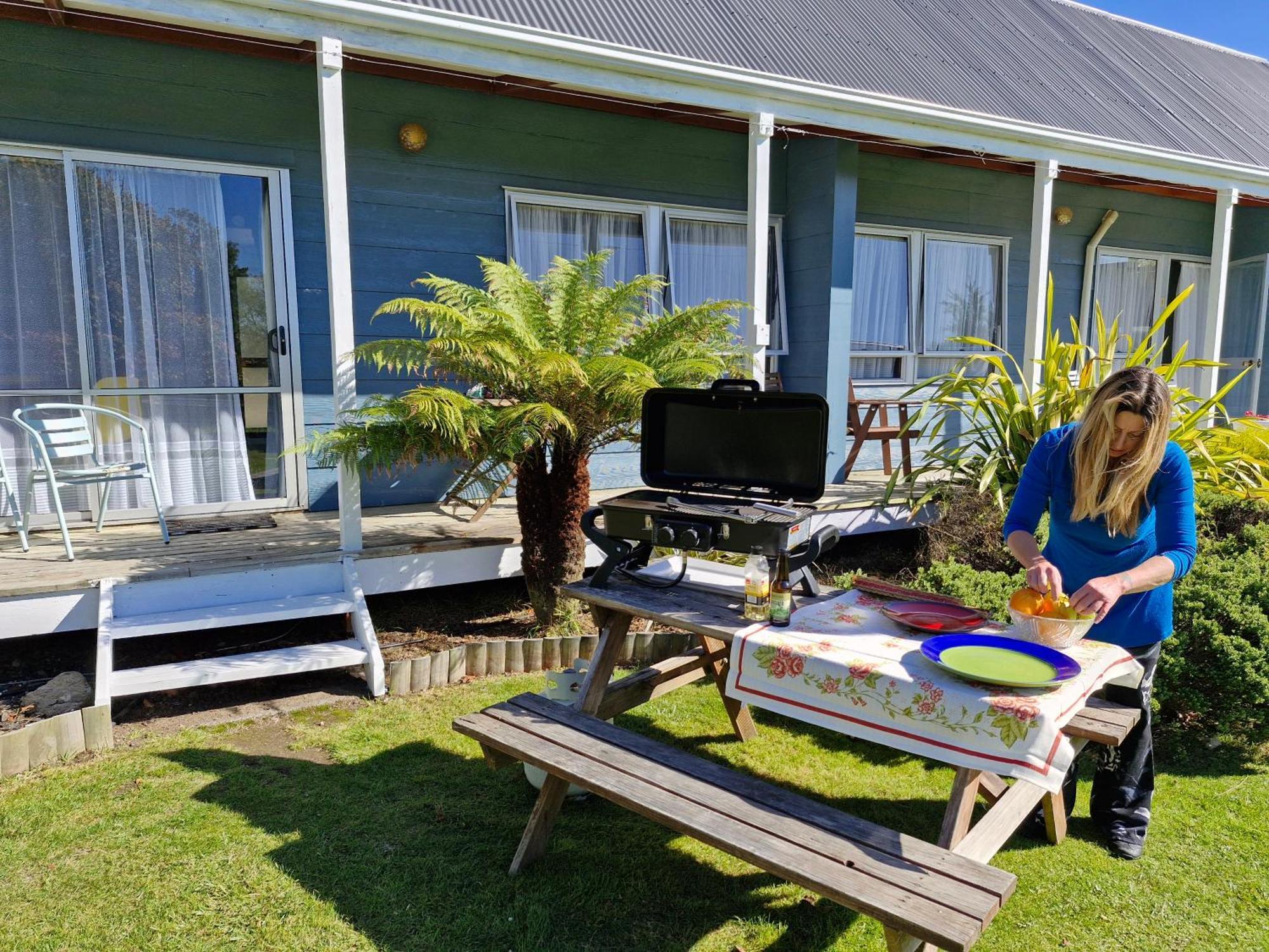 Tokaanu Lodge Motel Turangi Ngoại thất bức ảnh