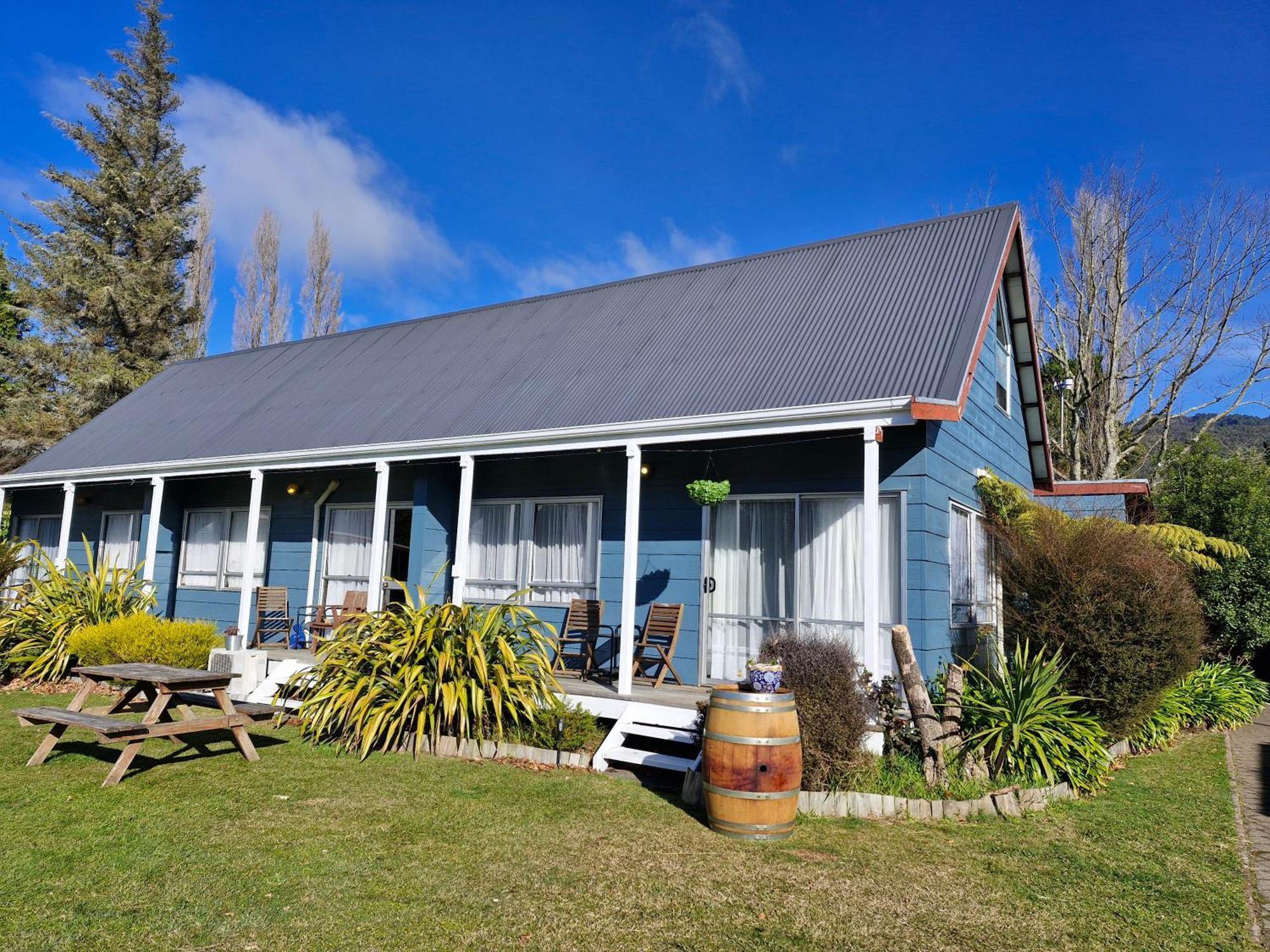 Tokaanu Lodge Motel Turangi Ngoại thất bức ảnh